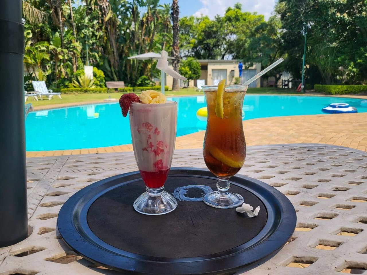 Safari Hotel & Convention Centre Rustenburg Eksteriør billede