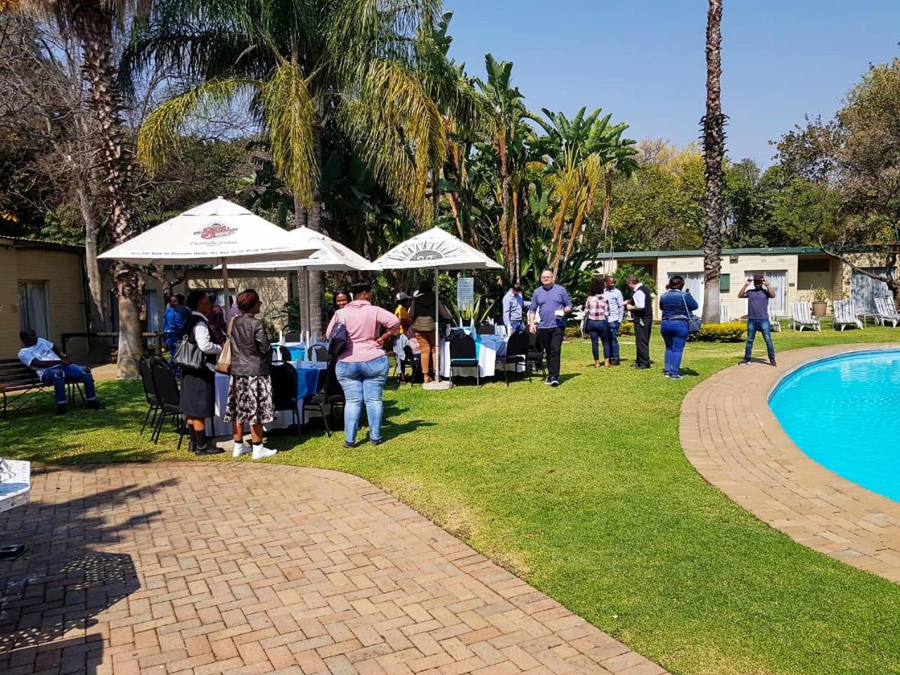 Safari Hotel & Convention Centre Rustenburg Eksteriør billede